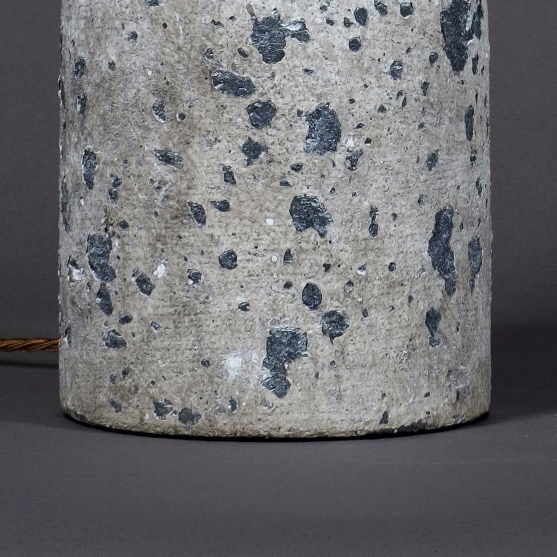 Stone Pottery Jar Lamp