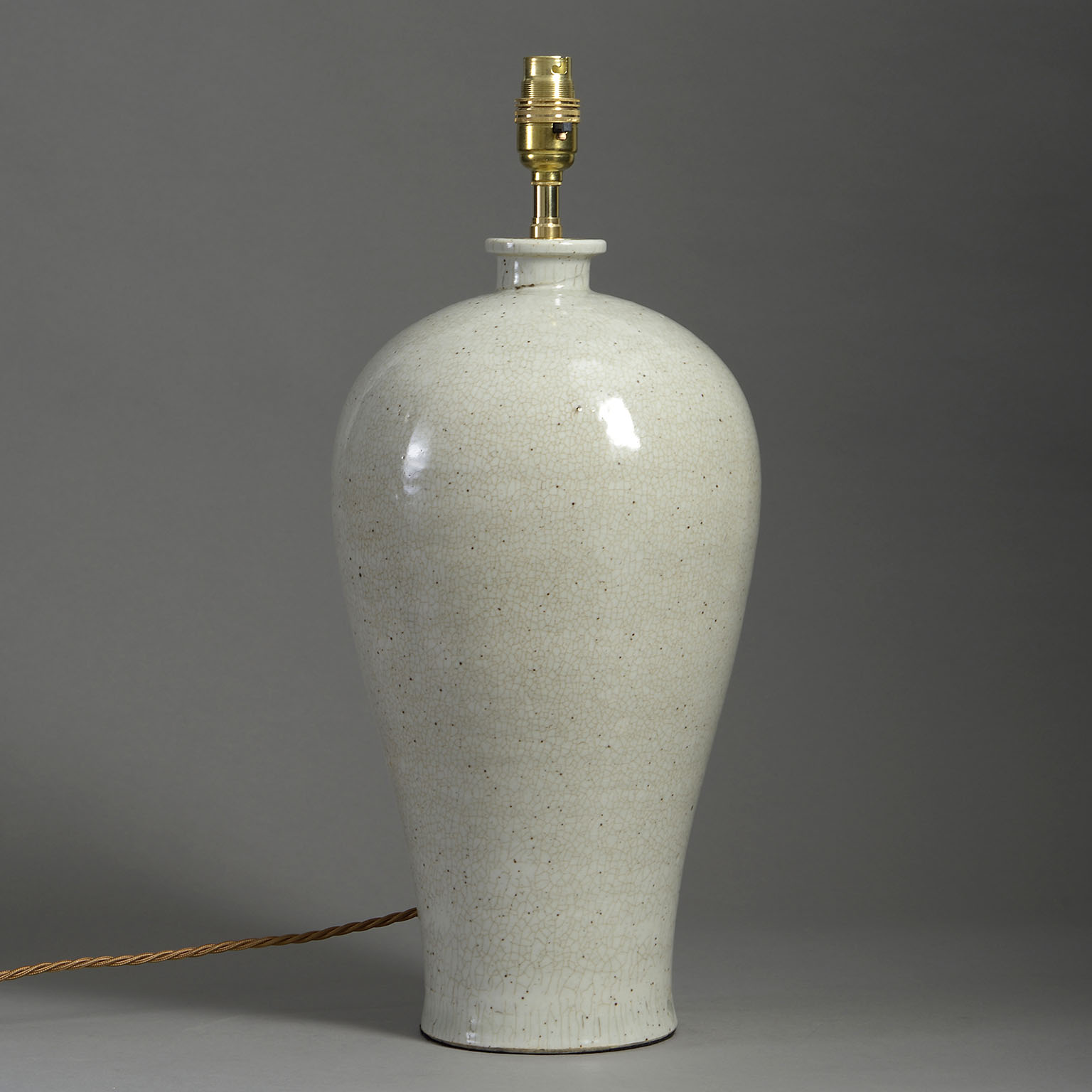 Cream Crackle Glaze Jar Lamp